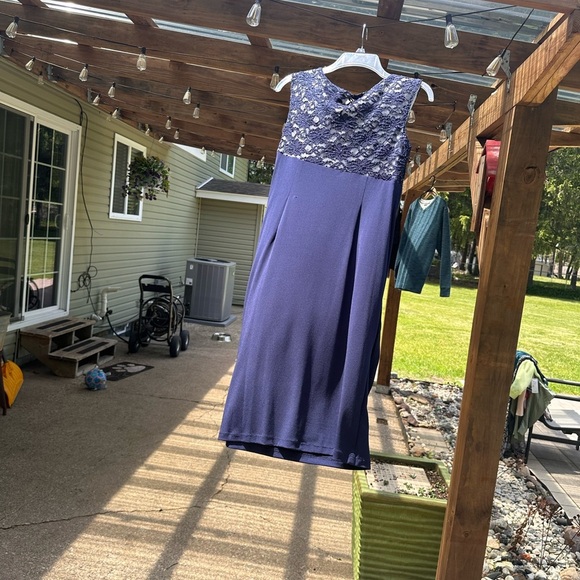 Dress Barn Asymmetrical Ruched Blue Sparkling Embellishment Gown Women’s 10 EUC - Picture 3 of 16